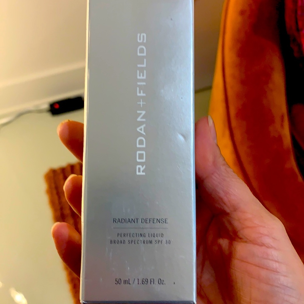 New in box.  Rodan and Fields Radiant Defense in Sand (3).